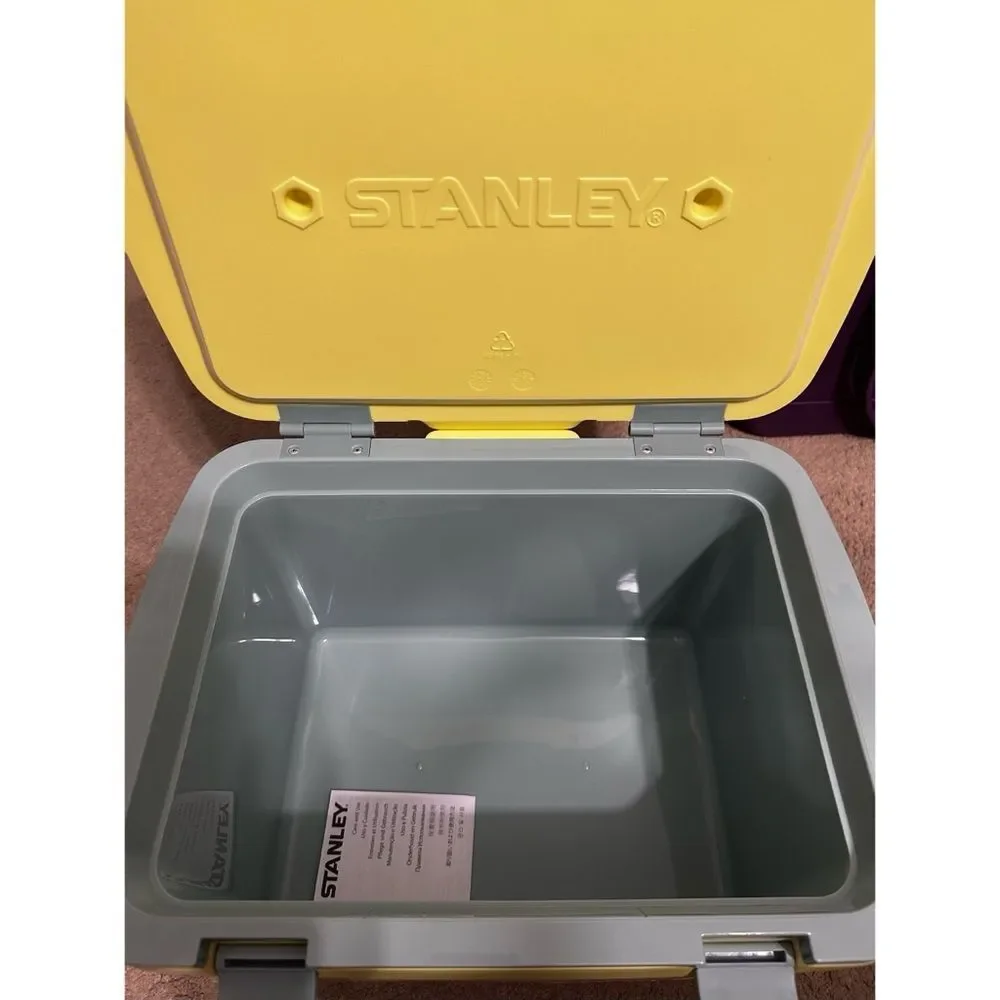 STANLEY Adventure 16 Qt‎ Easy-Carry Cooler, POMELO YELLOW - Picture 8 of 10